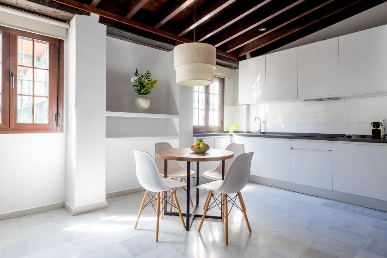 Triana Boutique Apartments By Hommyhome Sevilha Exterior foto